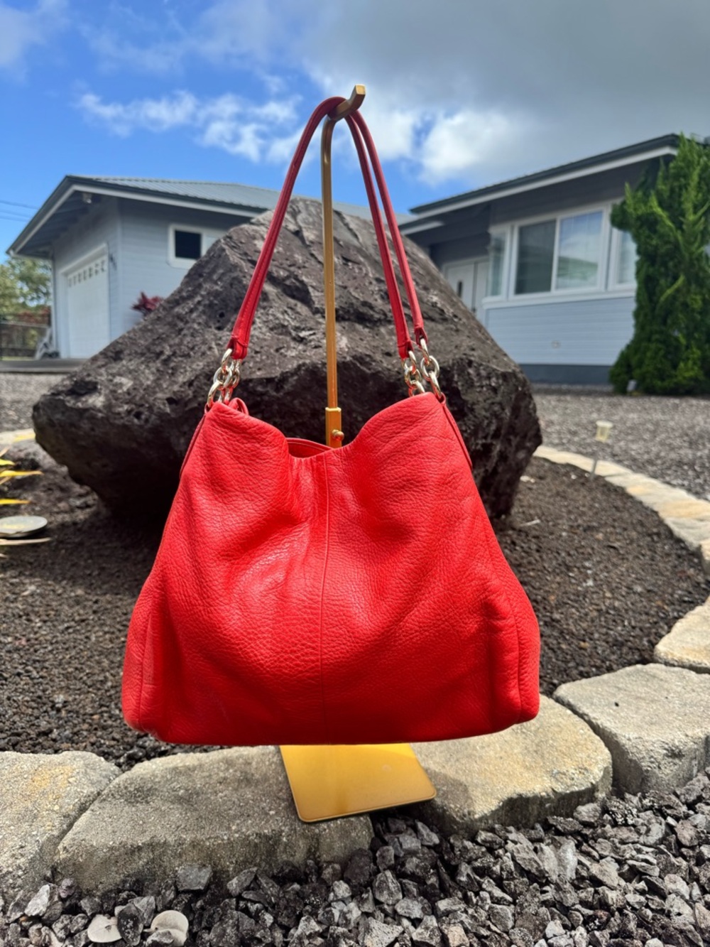 Coach Edie 31 Pebbled Leather Shoulder Bag Red Hobo Gold Hardware - Picture 3 of 16